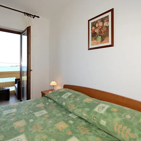 Appartamento Apartments Mirela 30 Preko